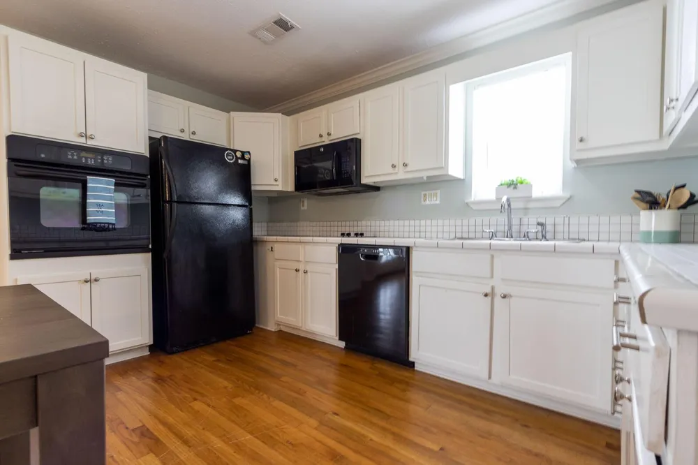 16721 Edward Teach Road Jamaica Beach, TX 77554