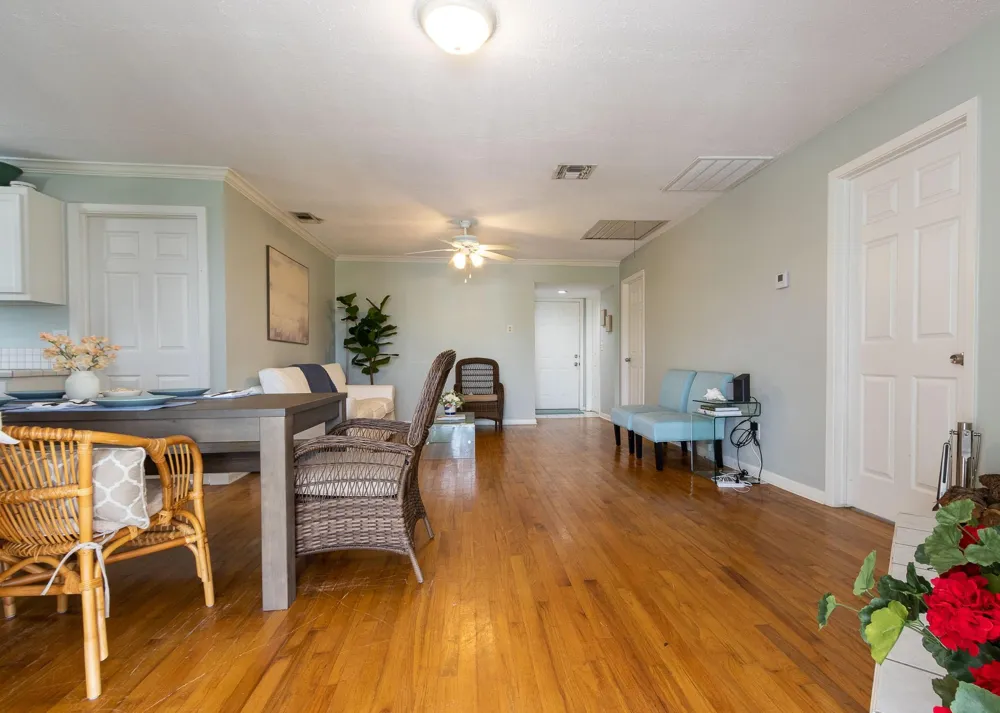 16721 Edward Teach Road Jamaica Beach, TX 77554