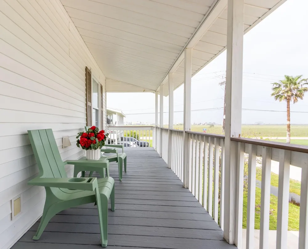 16721 Edward Teach Road Jamaica Beach, TX 77554