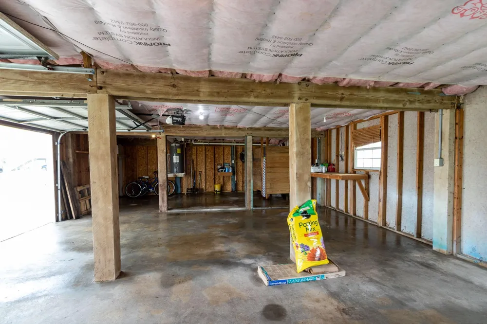16721 Edward Teach Road Jamaica Beach, TX 77554