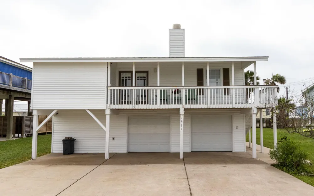 16721 Edward Teach Road Jamaica Beach, TX 77554