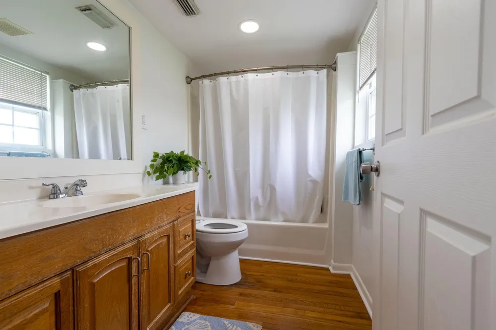 16721 Edward Teach Road Jamaica Beach, TX 77554