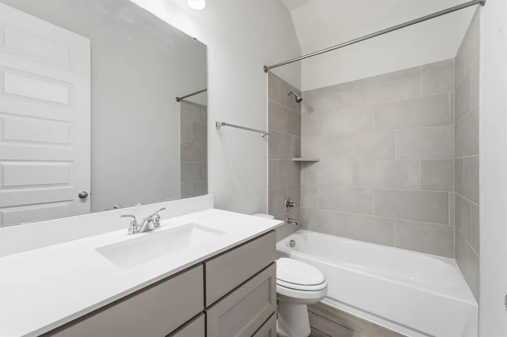 12318 Palmetto Drive Mont Belvieu, TX 77523