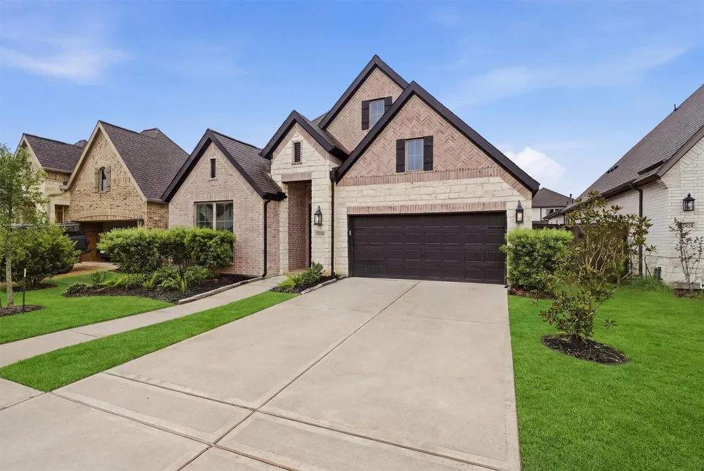 12318 Palmetto Drive Mont Belvieu, TX 77523