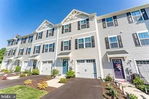 235 HAMILTON LANE