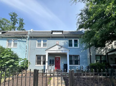 1652 WEST VIRGINIA AVENUE NE #1