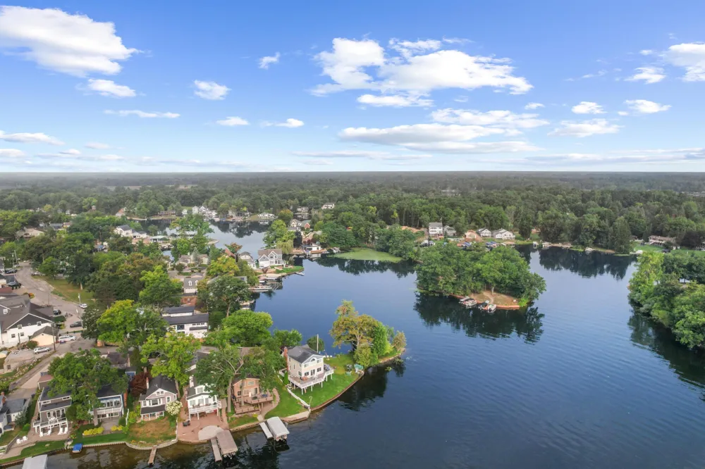 Cushing Street Lake Orion, MI 48362