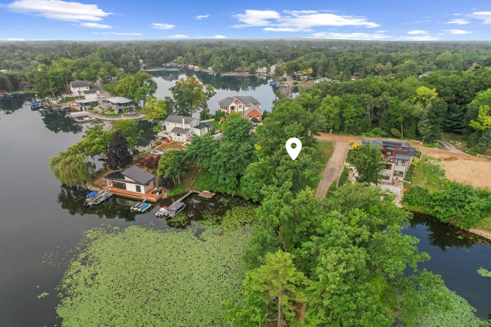 Cushing Street Lake Orion, MI 48362