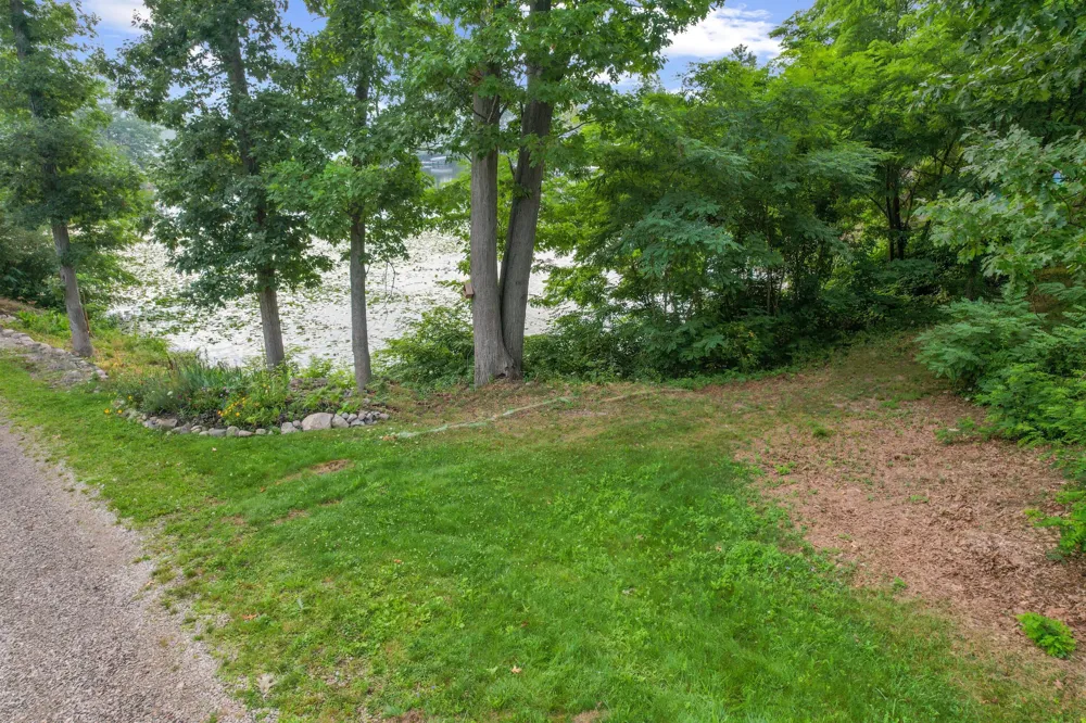 Cushing Street Lake Orion, MI 48362