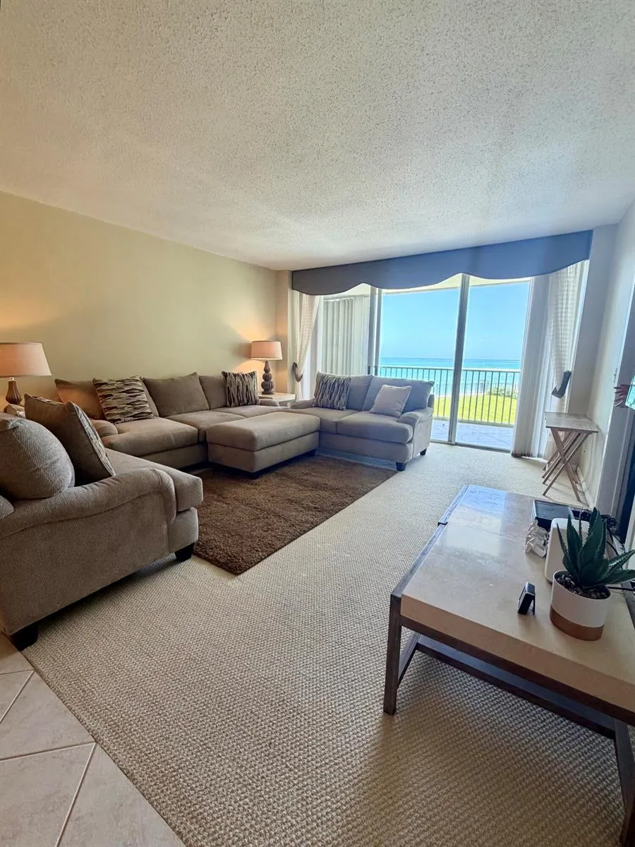 5400 Ocean Drive Singer Island, FL 33404