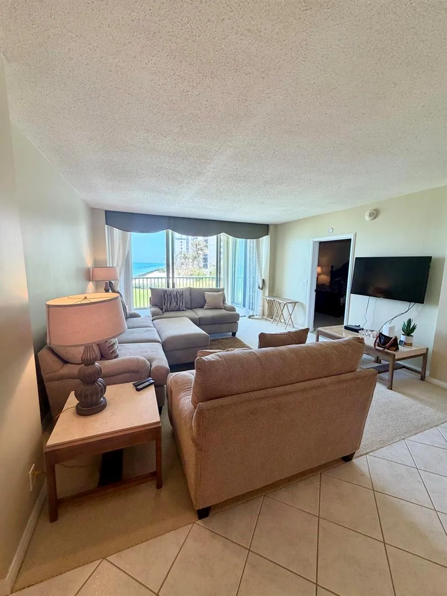 5400 Ocean Drive Singer Island, FL 33404