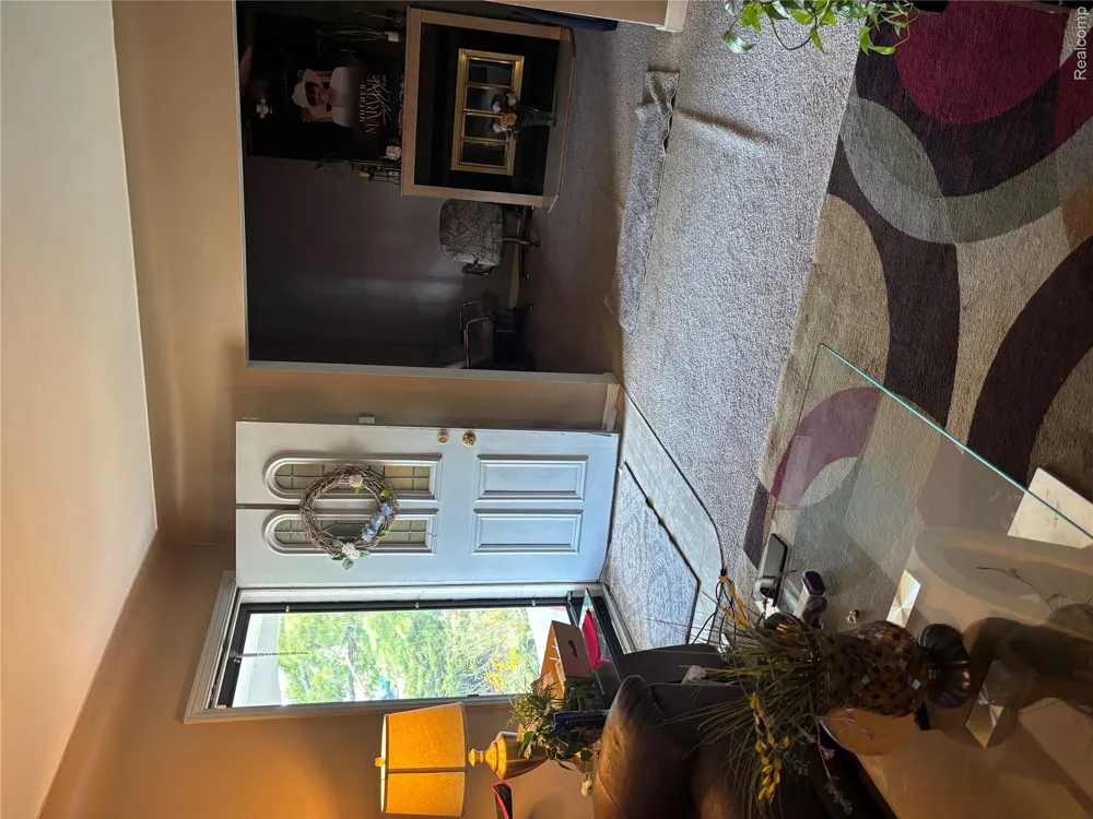 22449 Marine Avenue E Eastpointe City, MI 48021