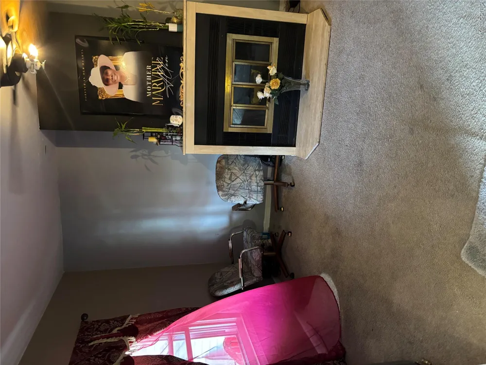 22449 Marine Avenue E Eastpointe City, MI 48021