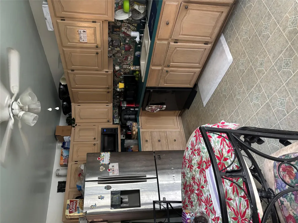 22449 Marine Avenue E Eastpointe City, MI 48021