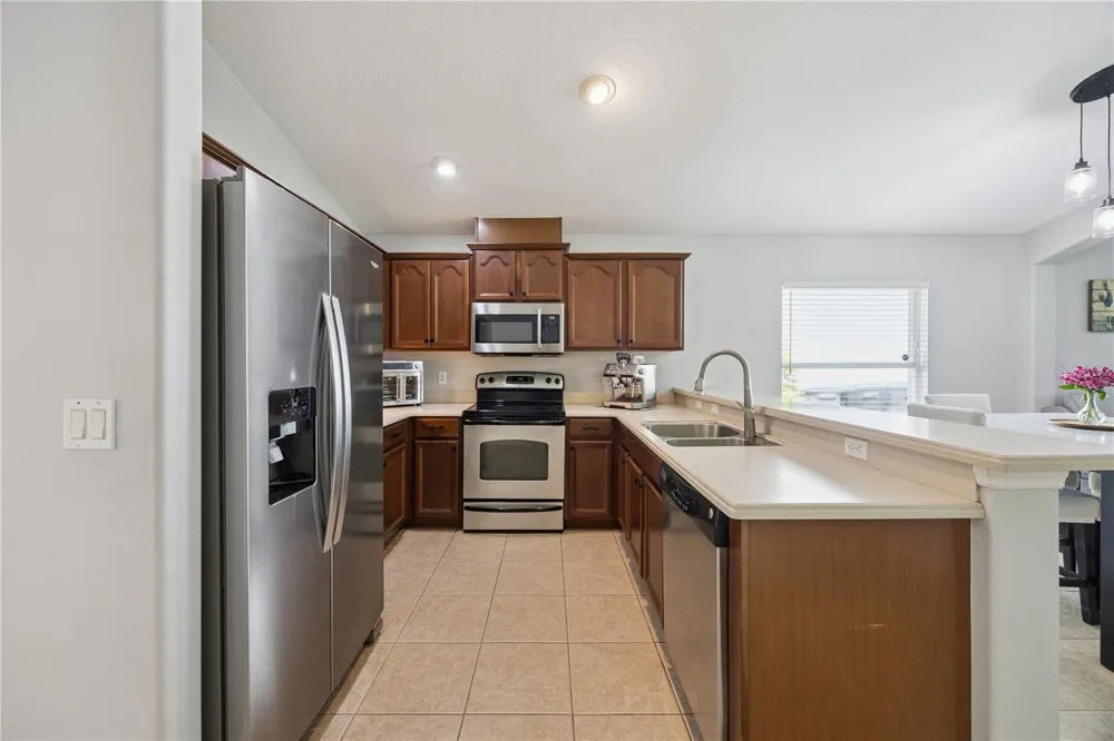 11625 GREAT COMMISSION WAY Orlando, FL 32832