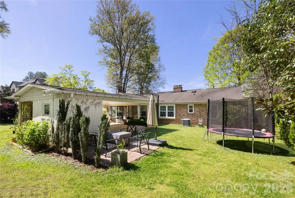 5431 Park Road Charlotte, NC 28209