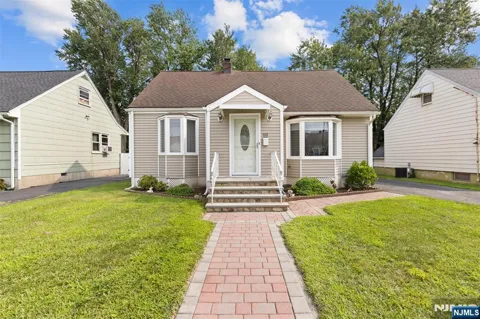 40 N Garwood Court