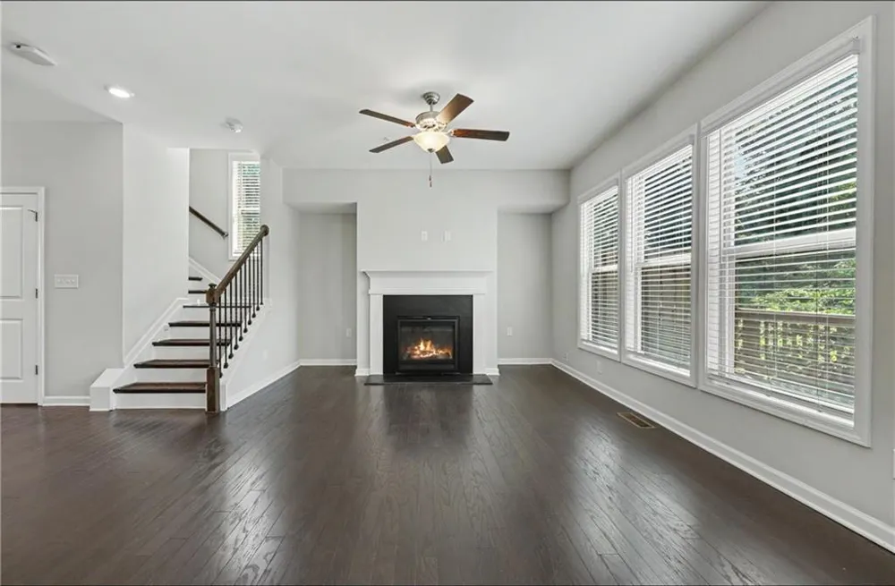 385 Provenance Drive Sandy Springs, GA 30328