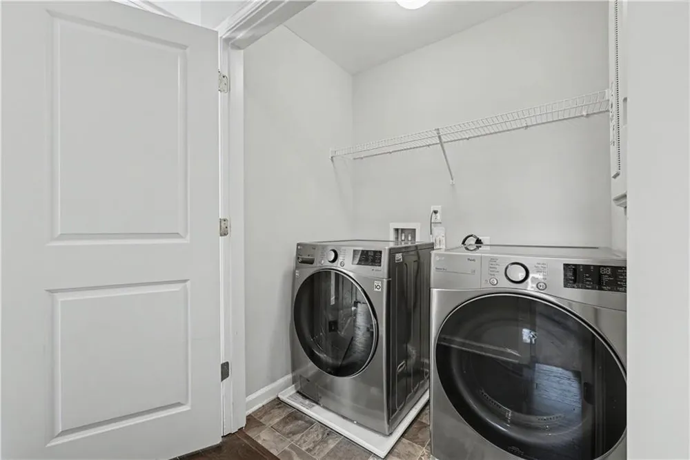 385 Provenance Drive Sandy Springs, GA 30328