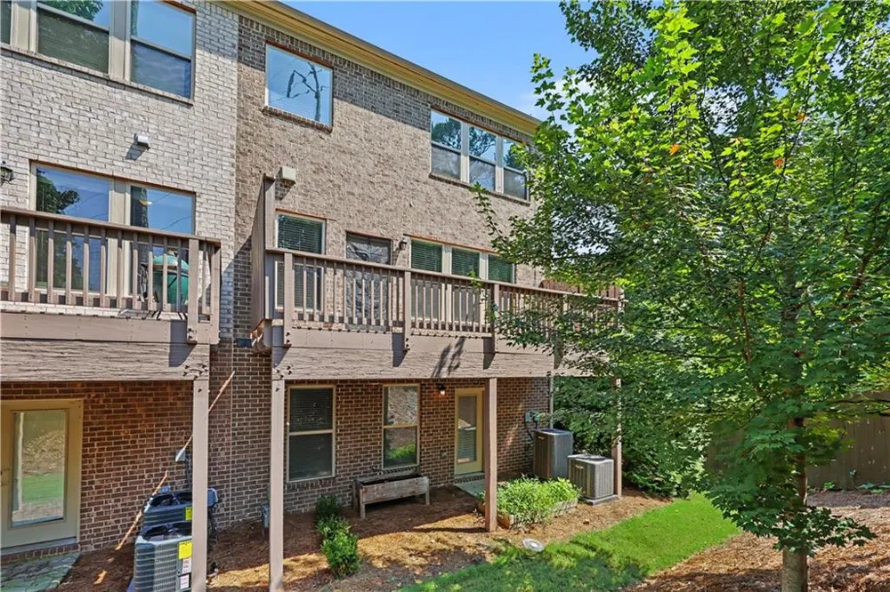 385 Provenance Drive Sandy Springs, GA 30328