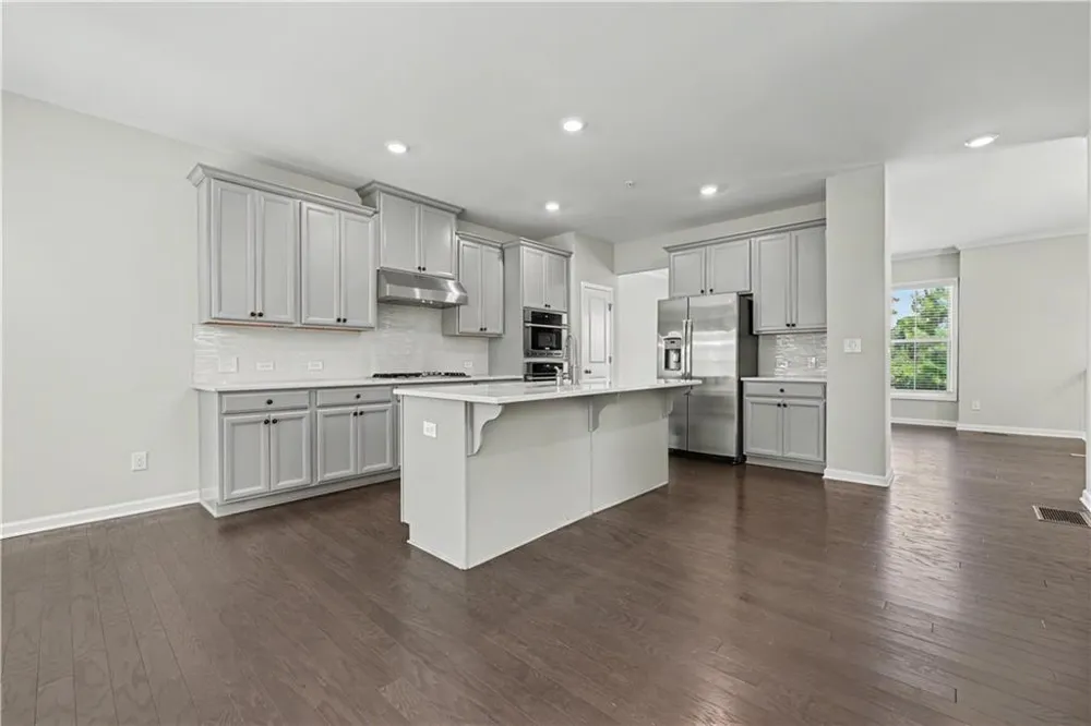385 Provenance Drive Sandy Springs, GA 30328