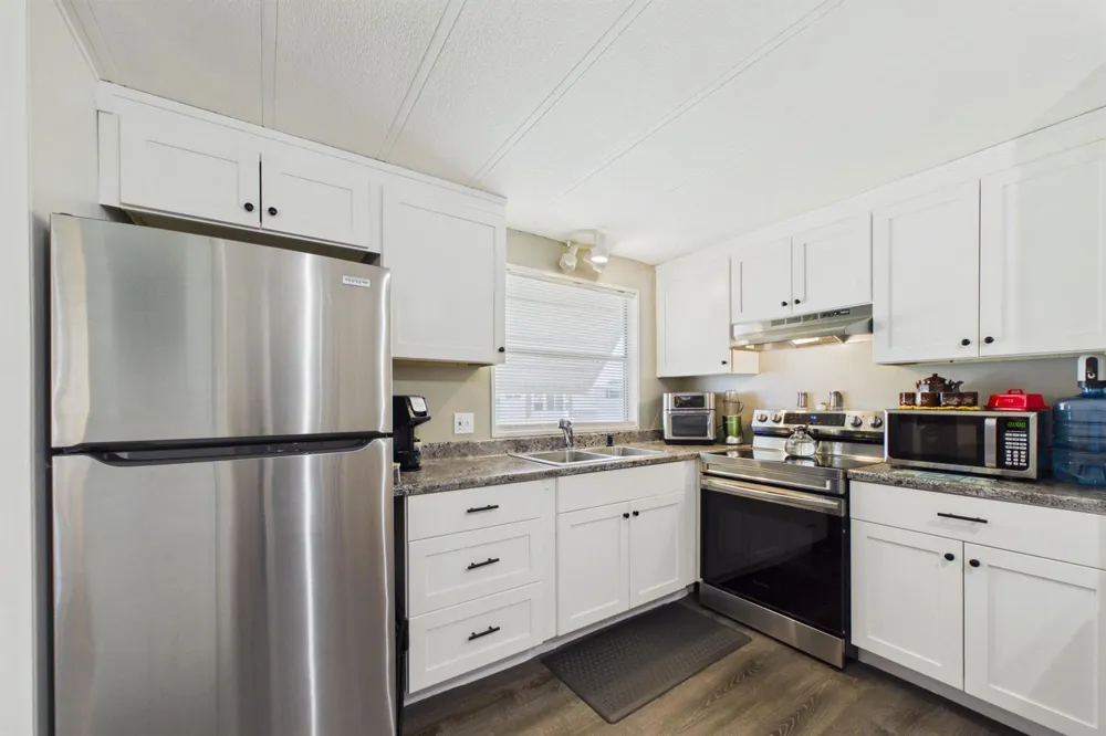 10003 Granada Bay Boynton Beach, FL 33436