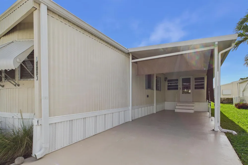 10003 Granada Bay Boynton Beach, FL 33436
