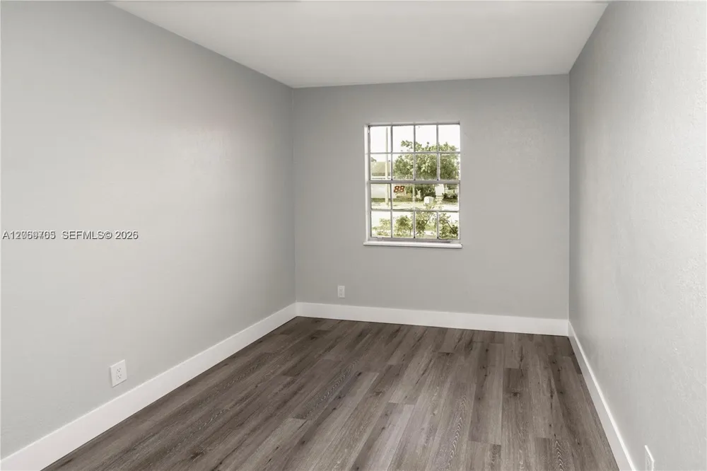8110 SW 4th Pl North Lauderdale, FL 33068