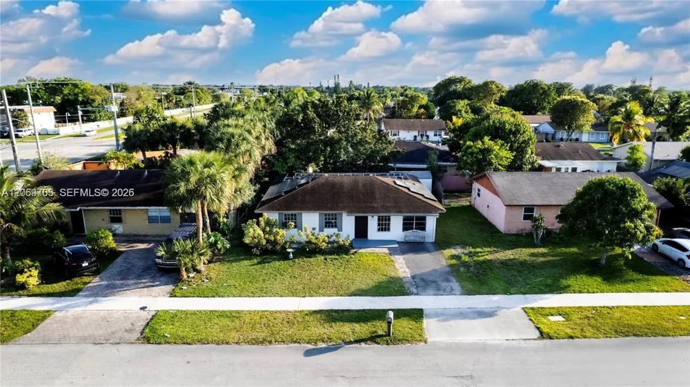 8110 SW 4th Pl North Lauderdale, FL 33068