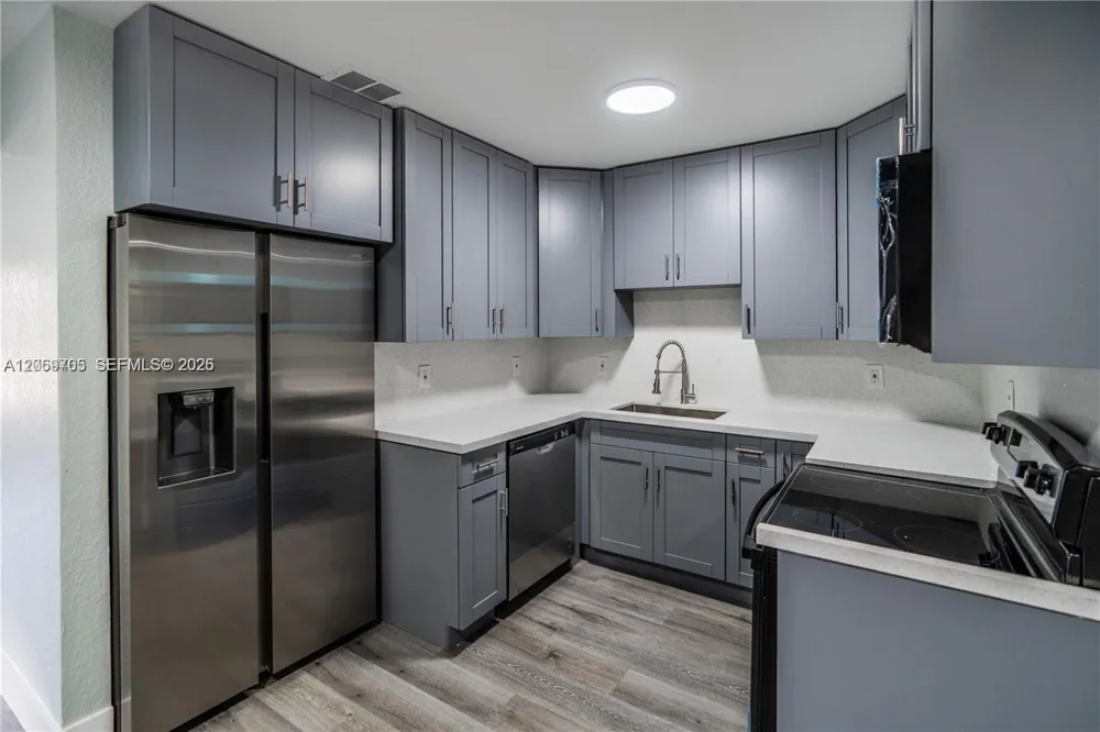 8110 SW 4th Pl North Lauderdale, FL 33068