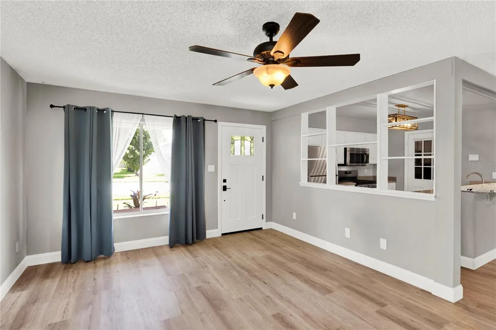 5556 MEMORIAL DRIVE Orlando, FL 32821