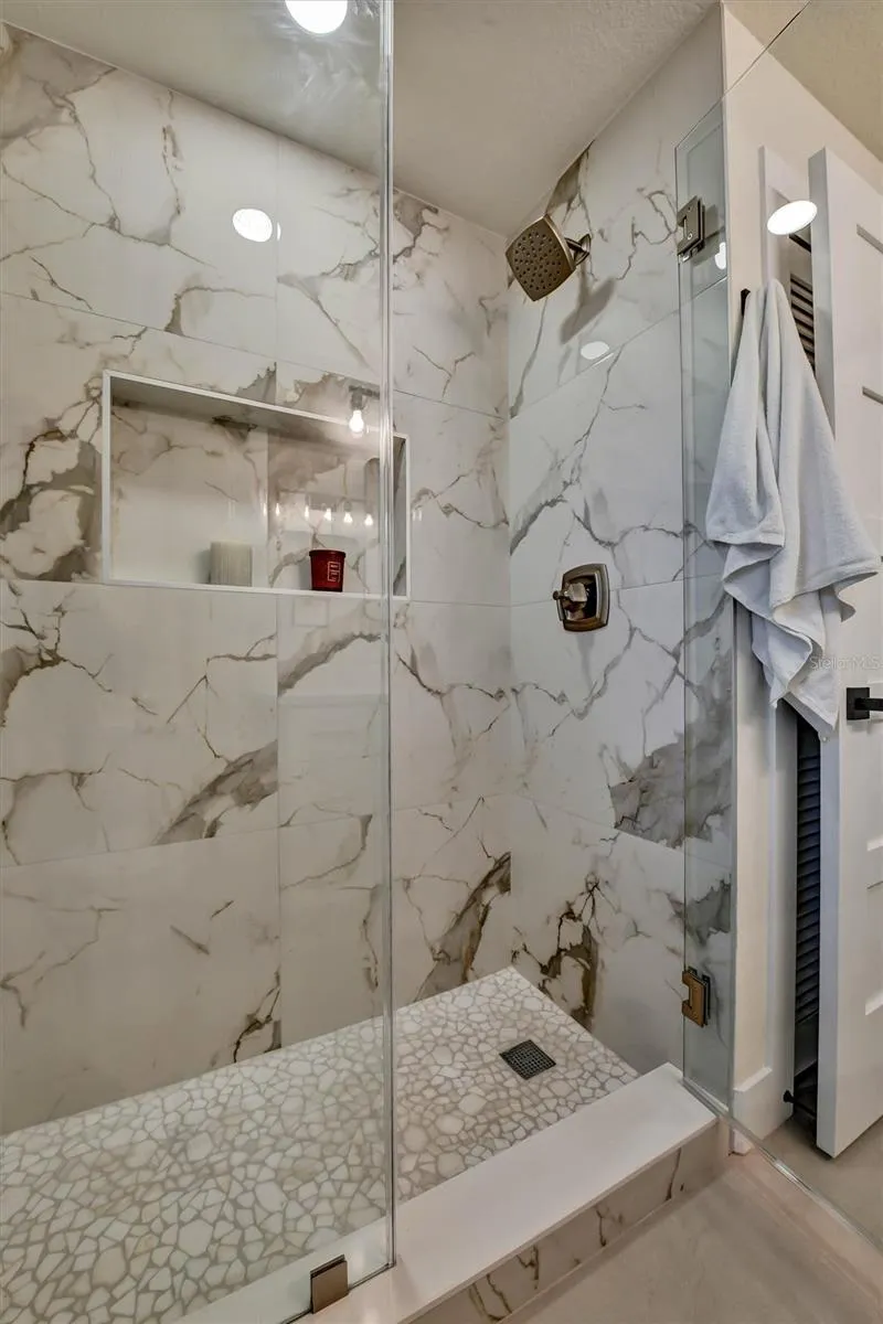 207 DUNBRIDGE DRIVE Palm Harbor, FL 34684