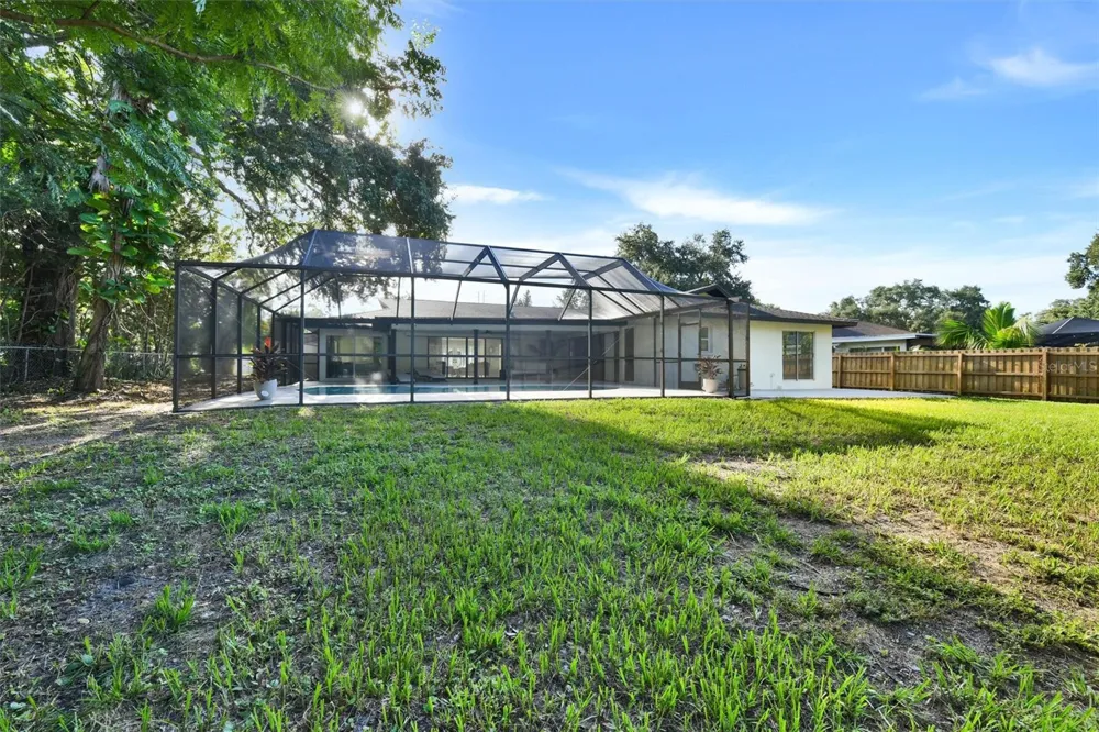 207 DUNBRIDGE DRIVE Palm Harbor, FL 34684