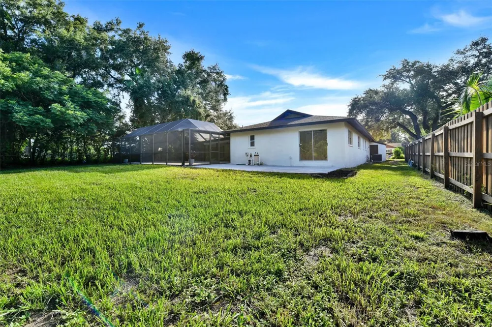 207 DUNBRIDGE DRIVE Palm Harbor, FL 34684