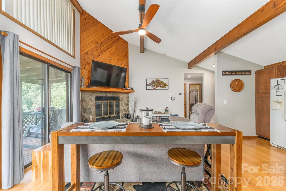 73 Mountain Breeze Drive Maggie Valley, NC 28751