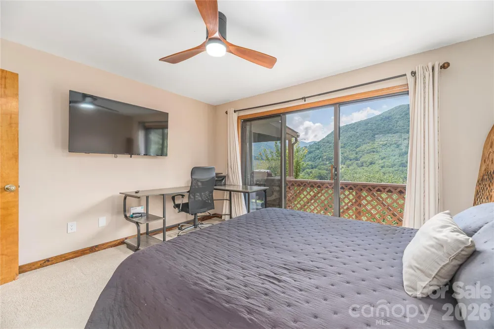 73 Mountain Breeze Drive Maggie Valley, NC 28751