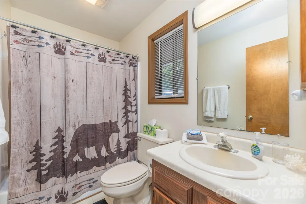 73 Mountain Breeze Drive Maggie Valley, NC 28751