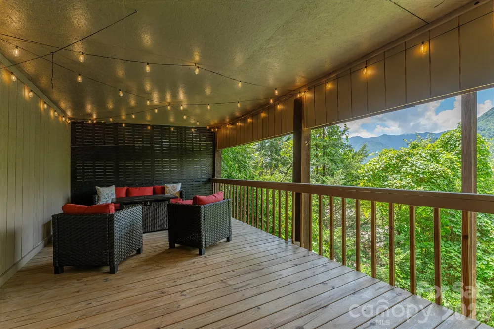 73 Mountain Breeze Drive Maggie Valley, NC 28751