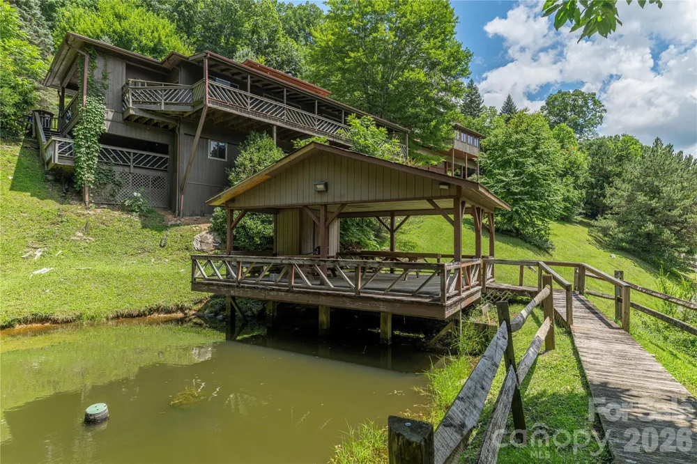 73 Mountain Breeze Drive Maggie Valley, NC 28751