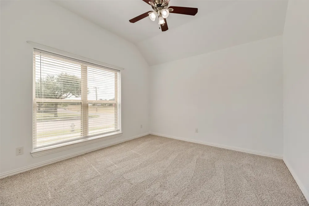 2808 Park Street Ennis, TX 75119