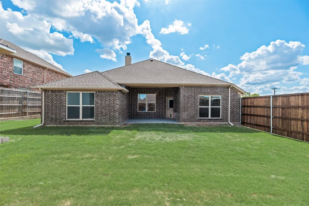 2808 Park Street Ennis, TX 75119