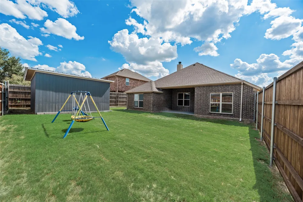 2808 Park Street Ennis, TX 75119