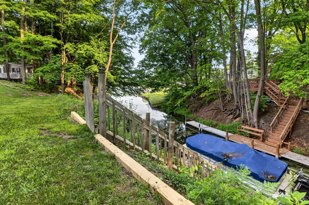 2183 White Birch Drive Mears, MI 49436