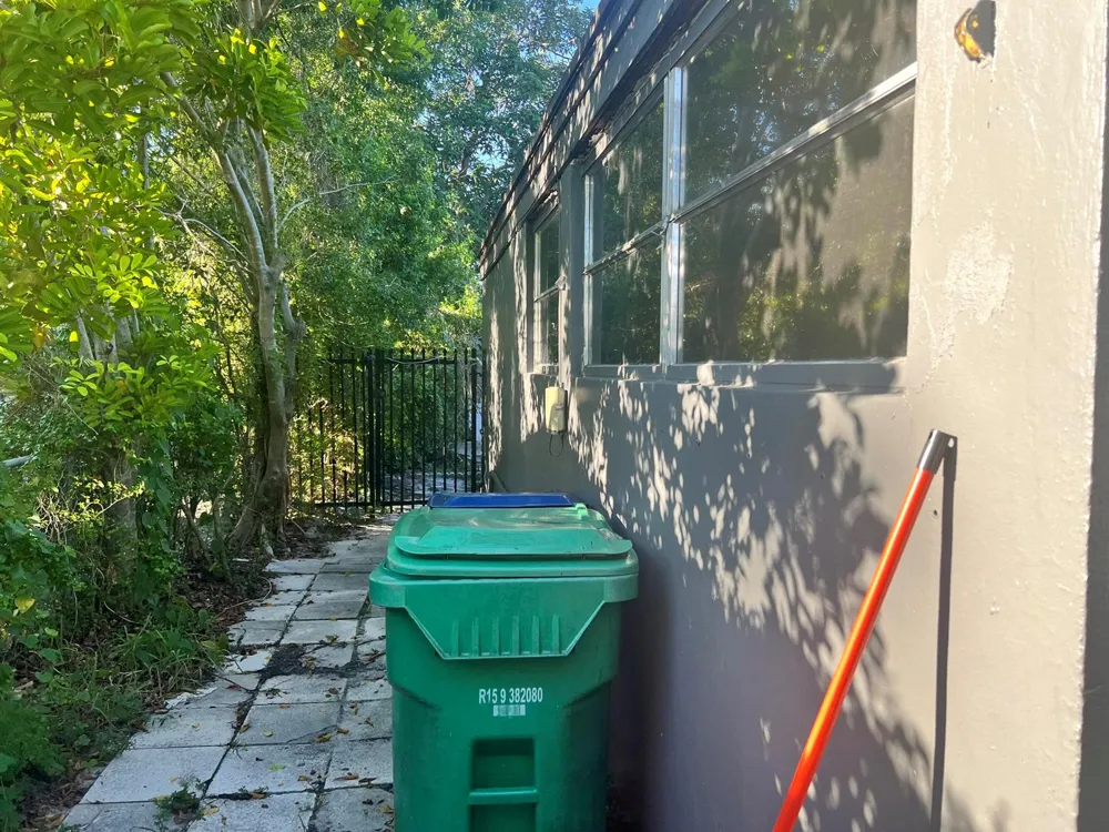 845 NW 144TH STREET Miami, FL 33168
