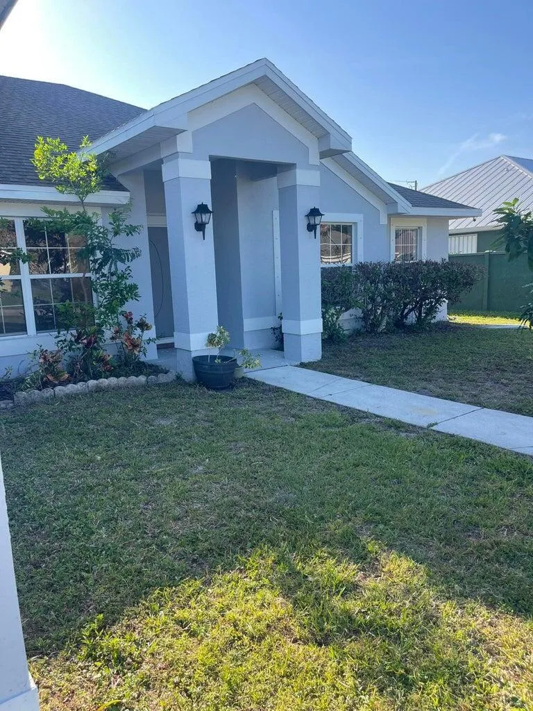 688 SW HEATHER STREET Port St. Lucie, FL 34983