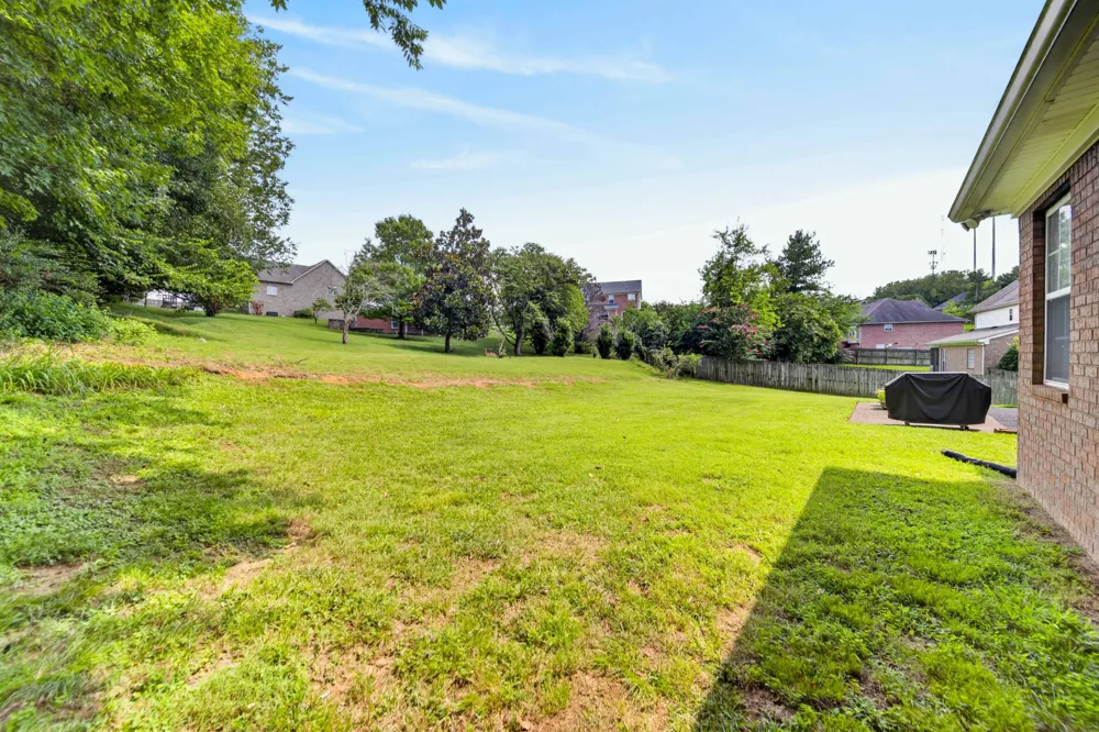 395 Bonita Parkway Hendersonville, TN 37075