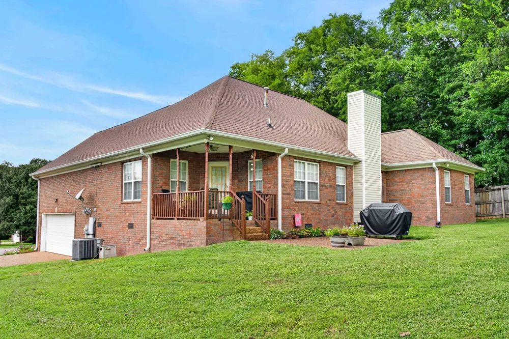 395 Bonita Parkway Hendersonville, TN 37075