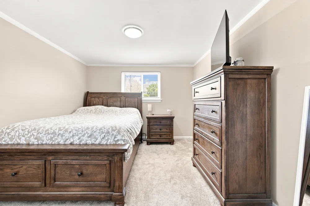 31040 Stephen Avenue Westland, MI 48185