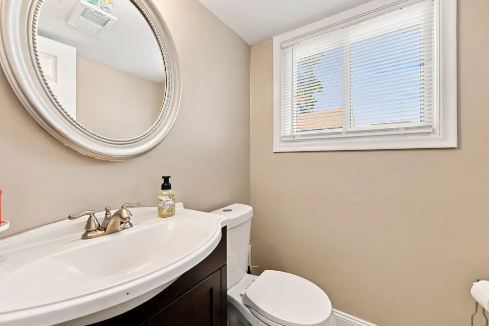 31040 Stephen Avenue Westland, MI 48185