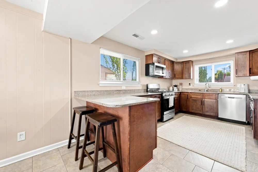 31040 Stephen Avenue Westland, MI 48185